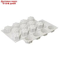 Форма для приготовления пирожных и конфет Snowflakes 30.5×18 см