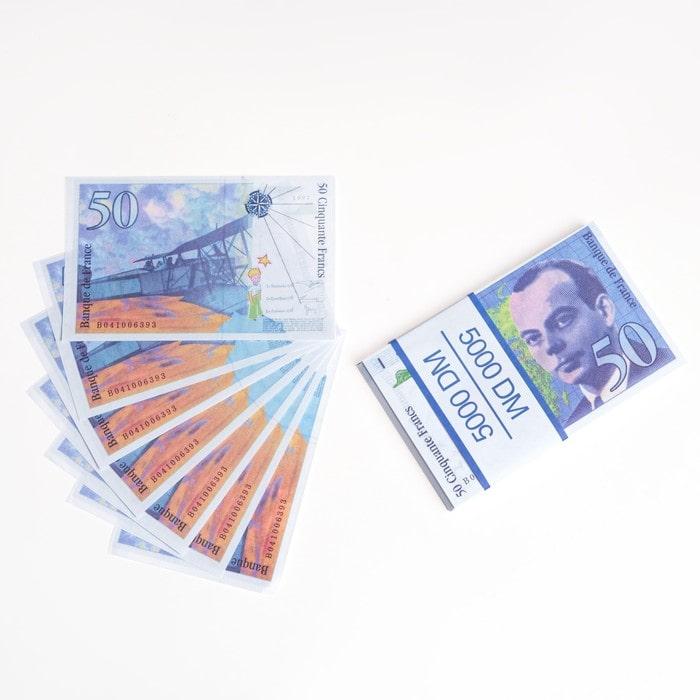 Сувенирные деньги пачка купюр 50 французских франков (бутафорские деньги) - фото 1 - id-p200156567