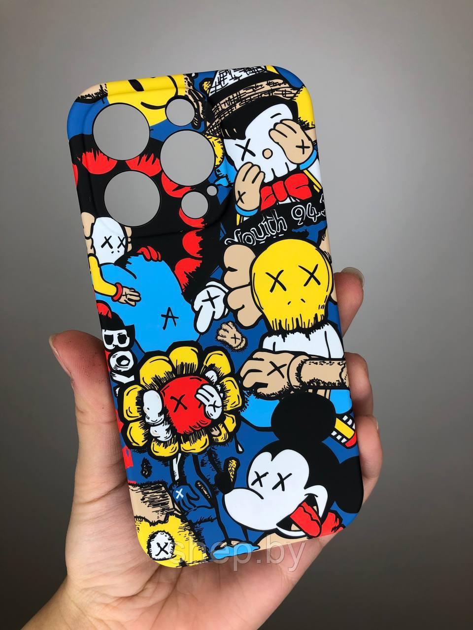 Чехол KAWS закрытого типа ,светится в темноте, IPhone 14 PRO