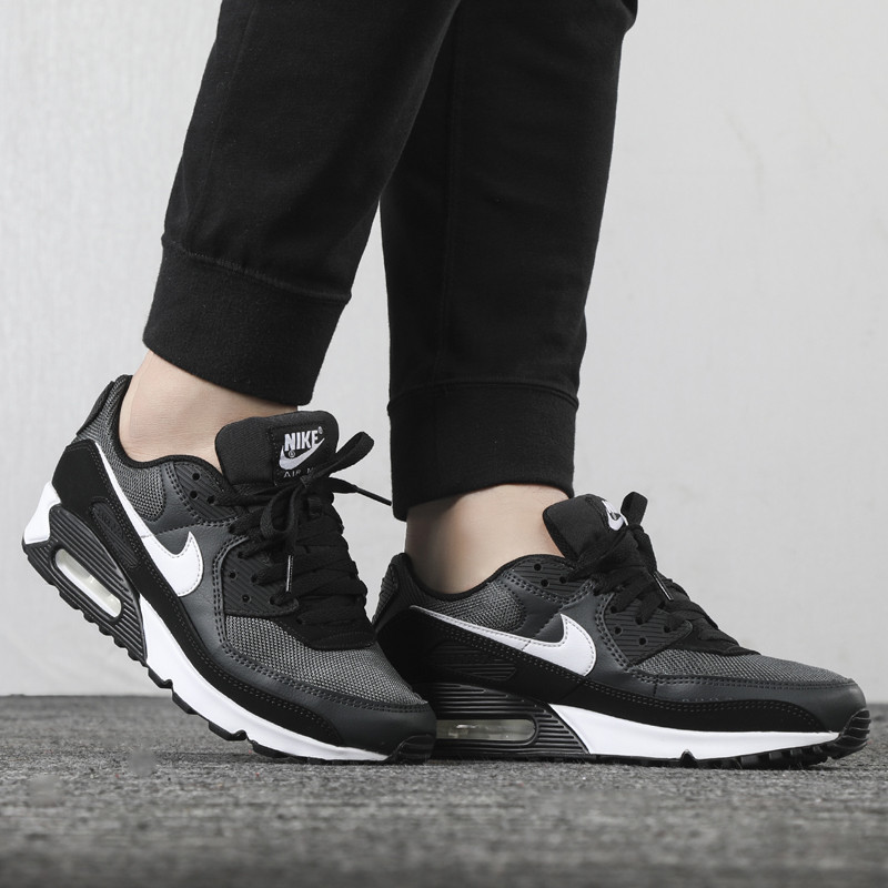 Кроссовки мужские Air Max 90 Essential - фото 8 - id-p200482404