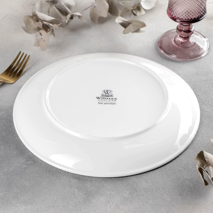 Тарелка фарфоровая обеденная с утолщённым краем Wilmax Olivia Pro, d=25,5 см, цвет белый - фото 3 - id-p199302570