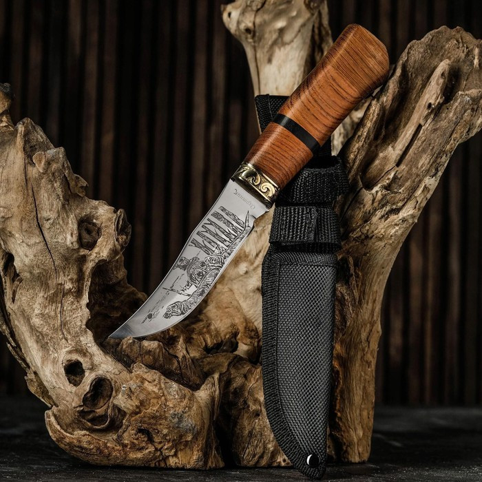 Нож охотничий "Таежник", в чехле, 23 см, лезвие с узором, рукоять деревянная со вставкой, - фото 2 - id-p178338647