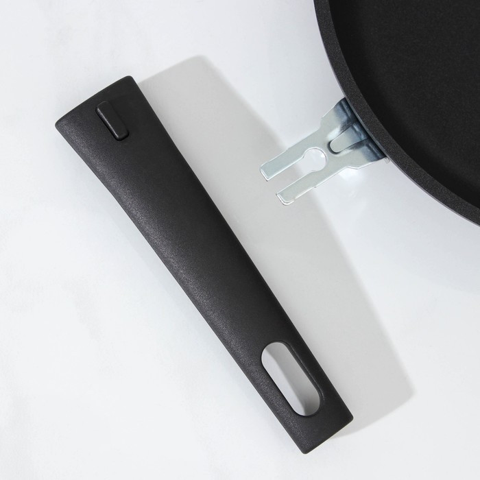 Сковорода «Традиция», d=26 см, стеклянная крышка, съёмная ручка, антипригарное покрытие, цвет чёрный - фото 6 - id-p177011808