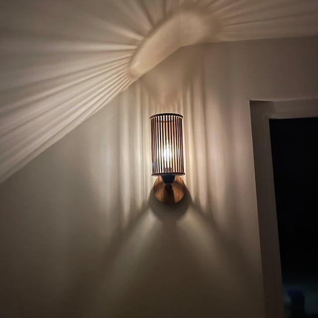 Настенный светильник из дуба с абажуром - фото 2 - id-p200515267
