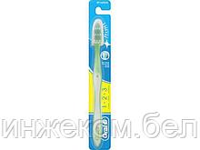 Зубная щетка 40 Medium 1 2 3 Чистота и свежесть даже между зубов Oral-B