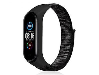 Нейлоновый ремешок для фитнес-браслета Xiaomi Mi Band 3 / 4 / 5 / 6 / Smart Band 6 черный Speck xiNylonband-01