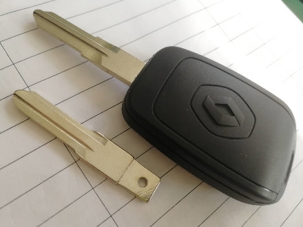 Ключ Renault Duster 2015- - фото 2 - id-p200684444