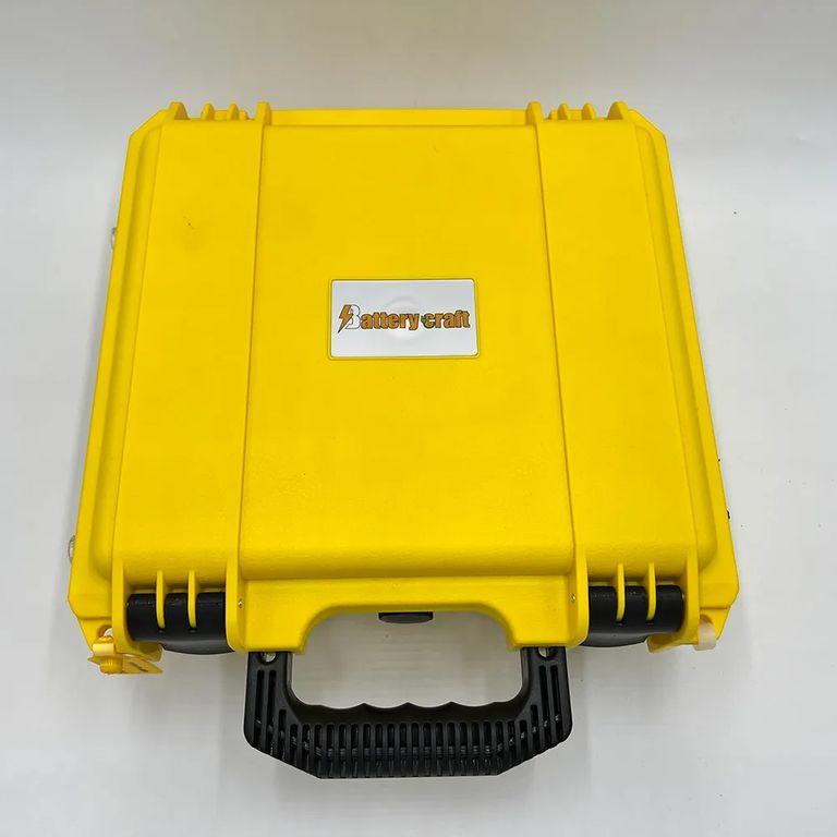 Аккумулятор BatteryCraft Lifepo4 12V 63Ah BMS 100 A c Bluetooth (желтый корпус) - фото 2 - id-p200715947