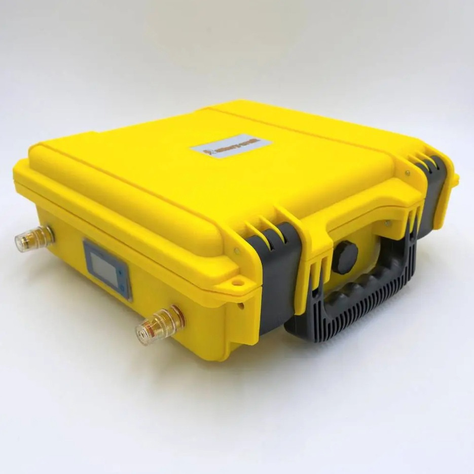 Аккумулятор BatteryCraft Lifepo4 12V 80Ah BMS 100 A c Bluetooth (желтый корпус) - фото 1 - id-p200748282