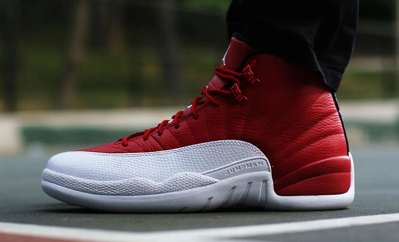 Кроссовки мужские Nike Air Jordan 12 Retro (Reverse Flu Game) - фото 6 - id-p201210178