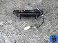 Кнопка открытия багажника TOYOTA Avensis Verso (2001 - 2009 г.в.) 2.0 D-4D 2003 г.