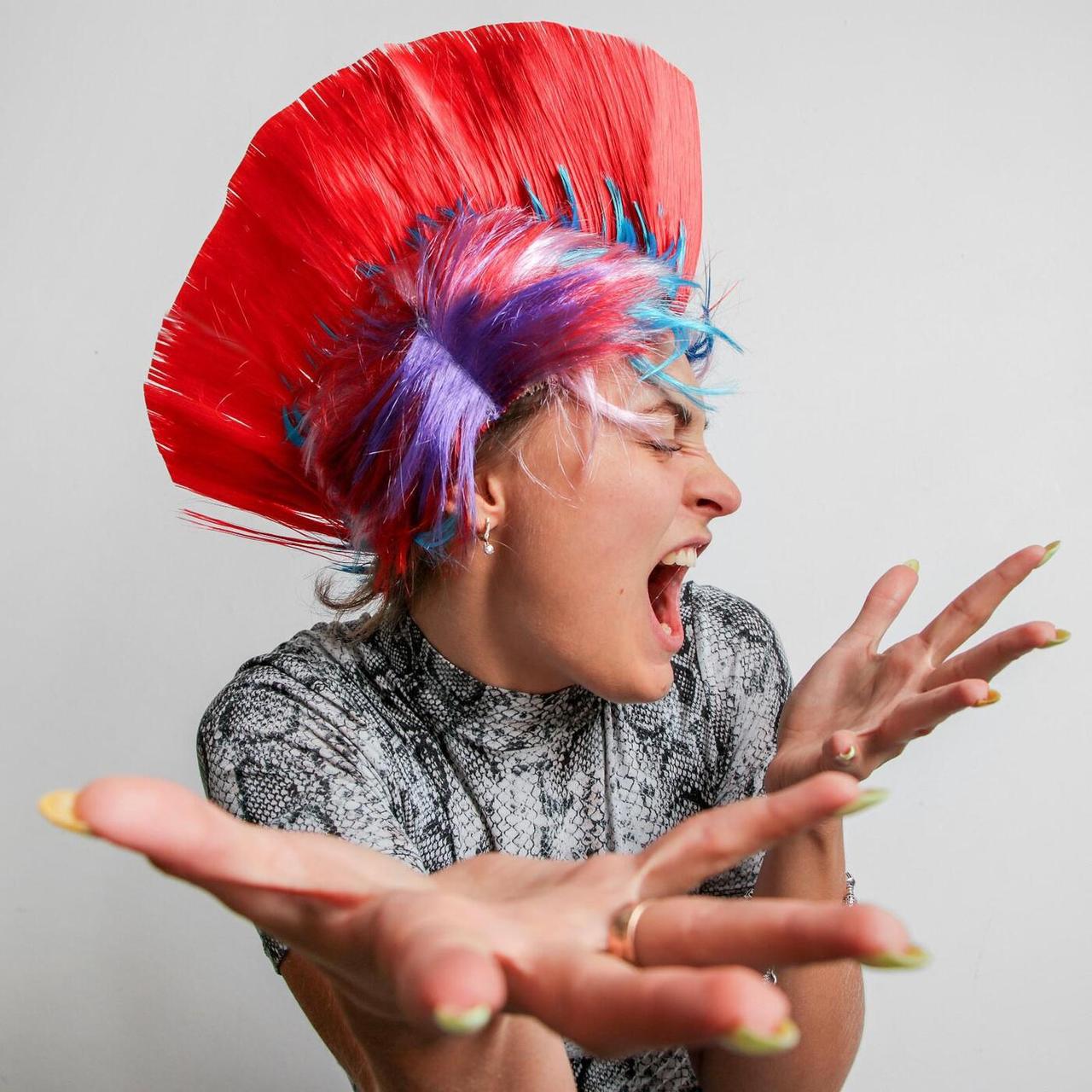 Карнавальный парик «Ирокез» яркий
