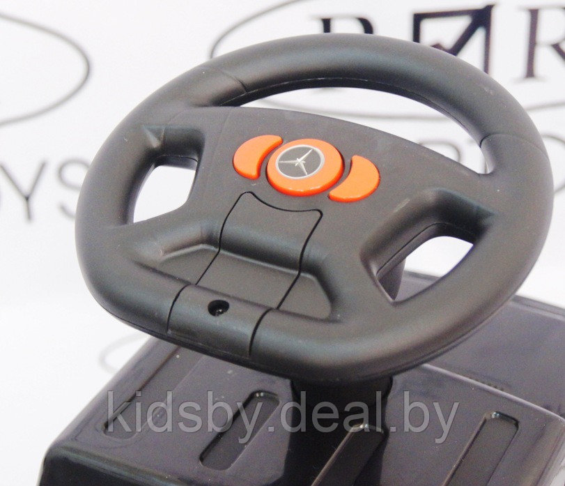 Детская машинка-каталка толокар RiverToys Mercedes-Benz JYZ-09B (красный) - фото 2 - id-p201283632