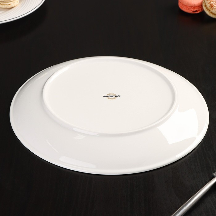 Тарелка фарфоровая обеденная Magistro La Perle, d=25,5 см, цвет белый - фото 4 - id-p199592559