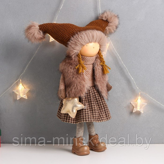 Кукла интерьерная "Девочка в коричневой шубке и шапке со звёздочкой" 20х11х47 см - фото 2 - id-p201800456