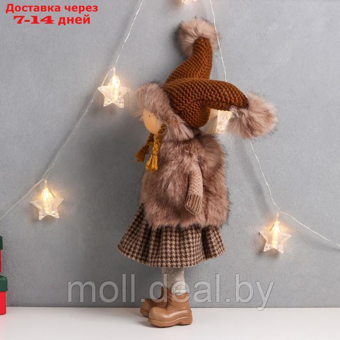 Кукла интерьерная "Девочка в коричневой шубке и шапке со звёздочкой" 20х11х47 см - фото 3 - id-p201767871