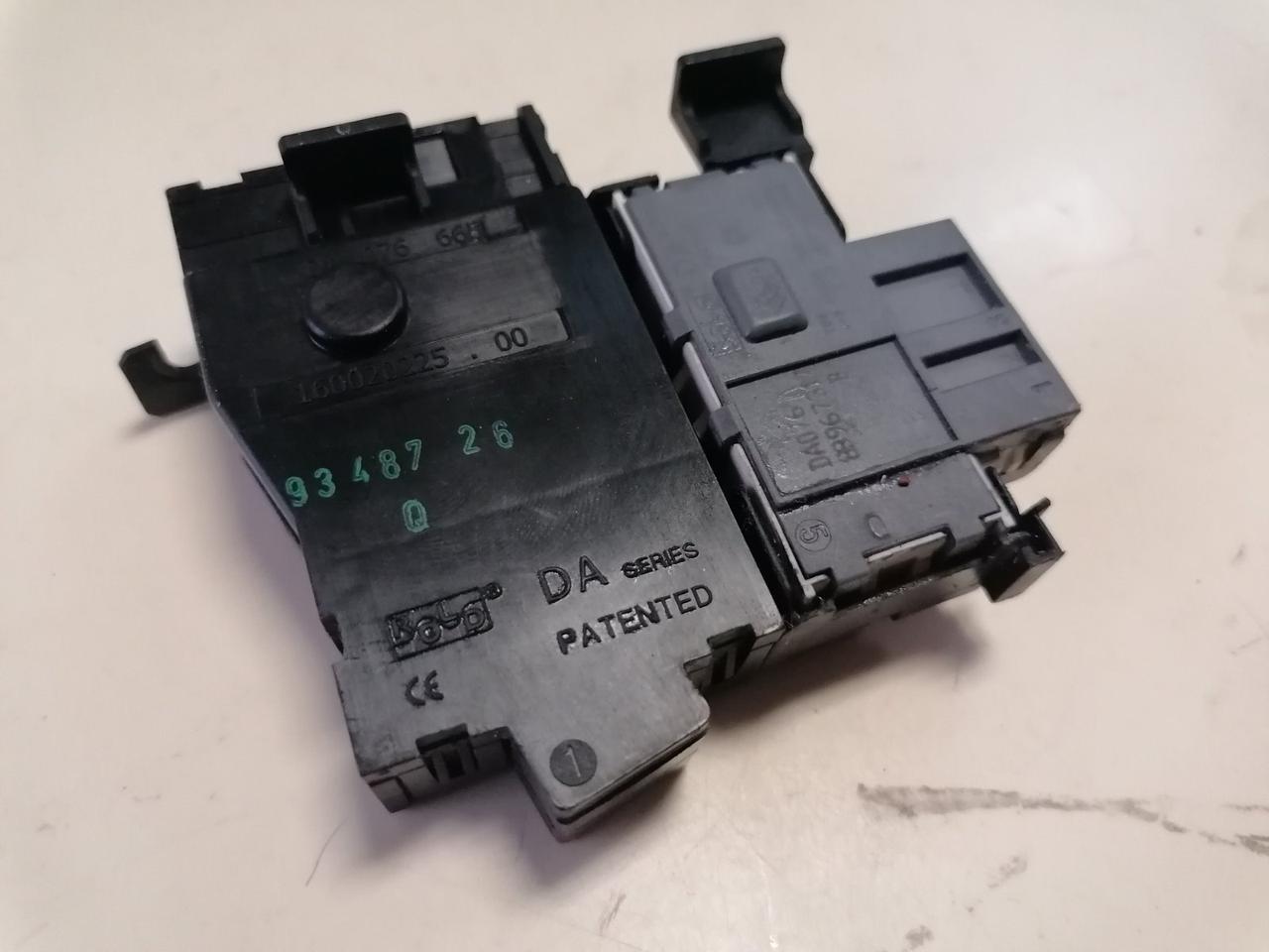 Замок стиральной машины Indesit, Ariston, Hotpoint, Whirlpool 111494 (РАЗБОРКА)