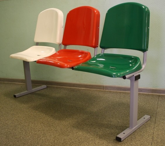 Пластиковое кресло на стальной опоре тройное. - фото 9 - id-p6701372