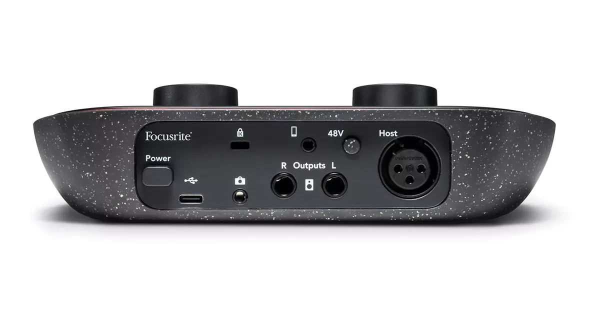 Аудио-интерфейс Focusrite Vocaster One - фото 4 - id-p201974034