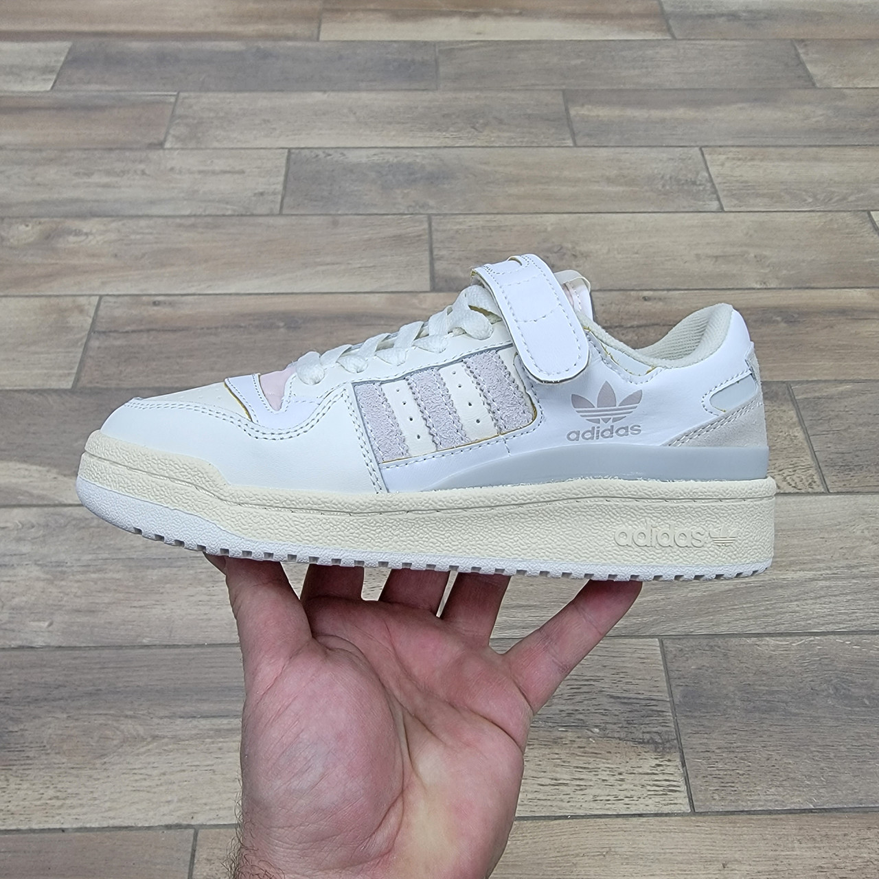 Кроссовки Adidas Forum 84 Low White Beige Pink 40