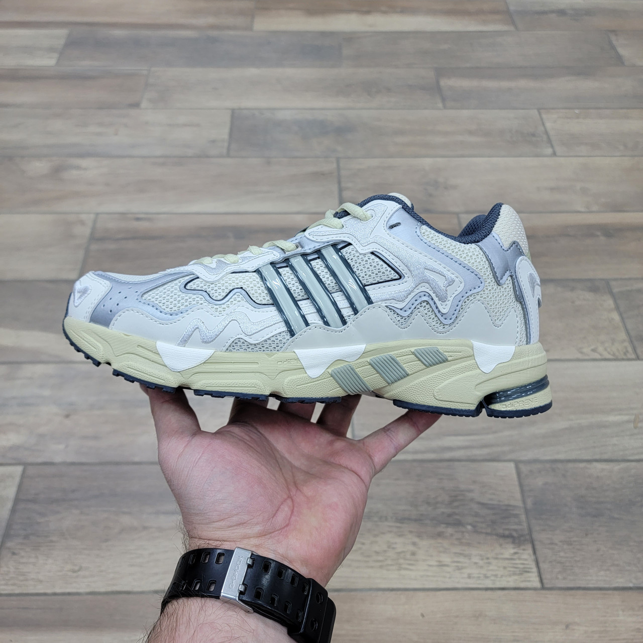 Кроссовки Adidas Bad Bunny X Response CL Cream White