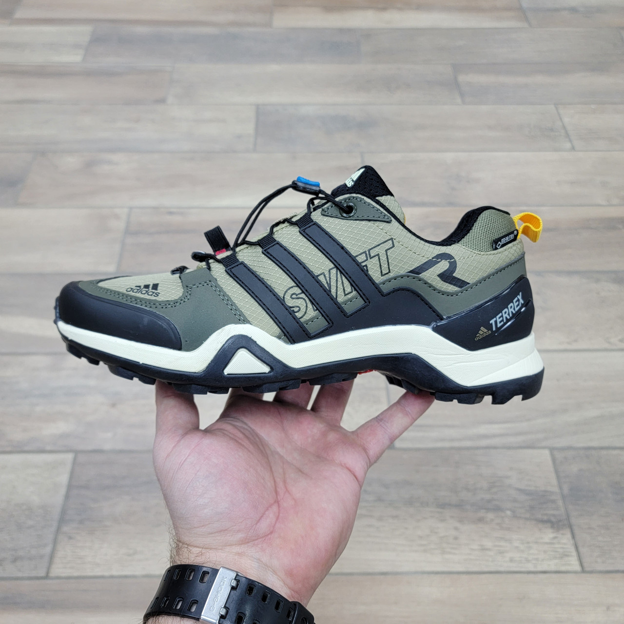 Кроссовки Adidas Terrex Swift Low Khaki Black 45 - фото 1 - id-p133066715