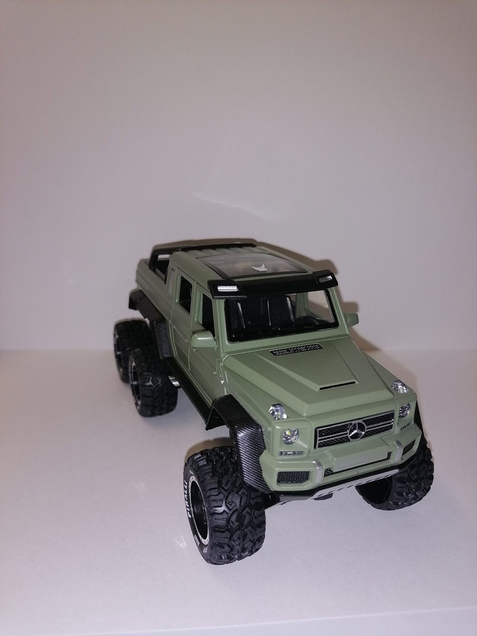 Машина металлическая WELLY 1:32 MERCEDES-BENZ G63Гелендваген коллекционная, для мальчика.1x32. - фото 1 - id-p202203678