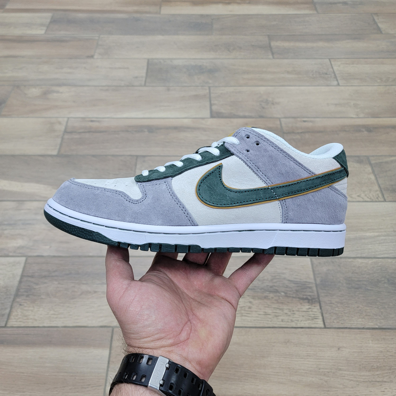 Кроссовки Otomo Katsuhiro x Nike SB Dunk Low Steamboy OST Dark Green Light Grey