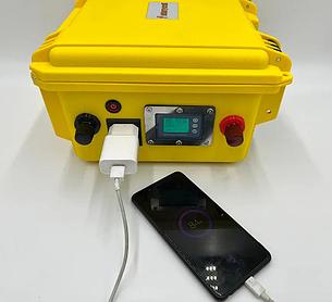 Аккумуляторная батарея BatteryCraft LiFePO4 12V 102 Ah с инвертором 700Вт и розеткой 220В, фото 2