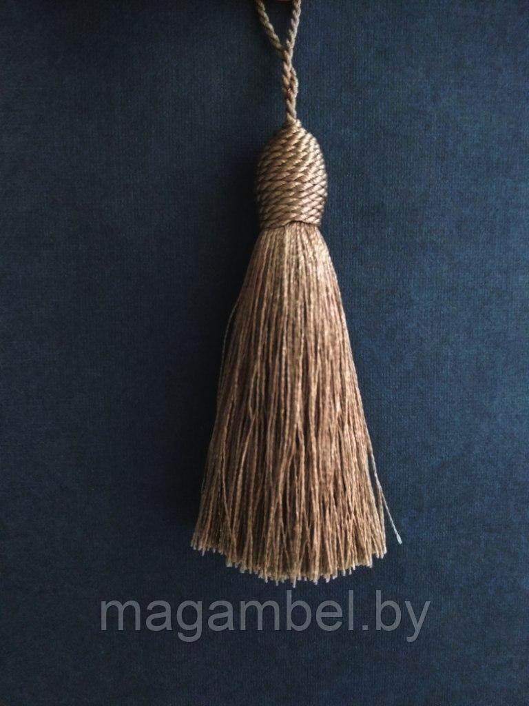 Кисточка "малышка" серо-бежевого цвета