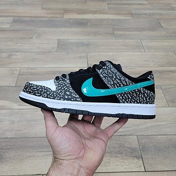 Кроссовки Nike Dunk Low Pro SB Atmos Elephant