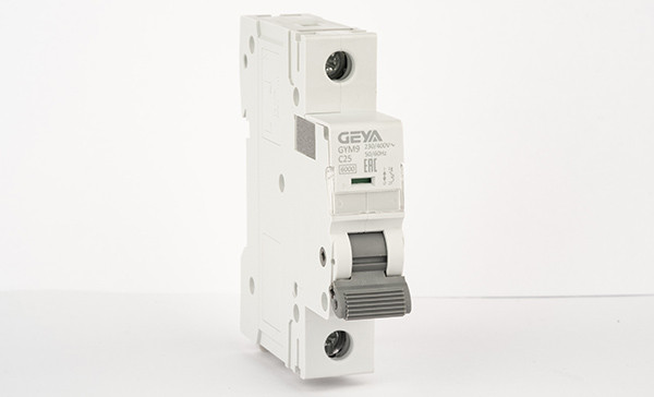 GEYA GYM9 1P 25A, тип С, 6kA, 1М Автоматический выключатель - фото 1 - id-p201282153