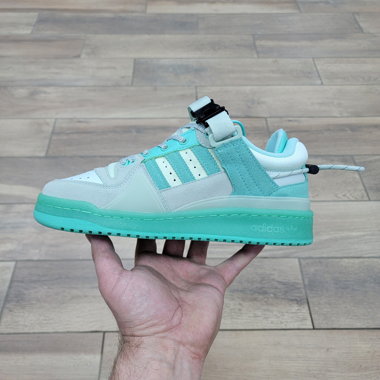 Кроссовки Bad Bunny x Adidas Forum Low Buckle Baby Blue