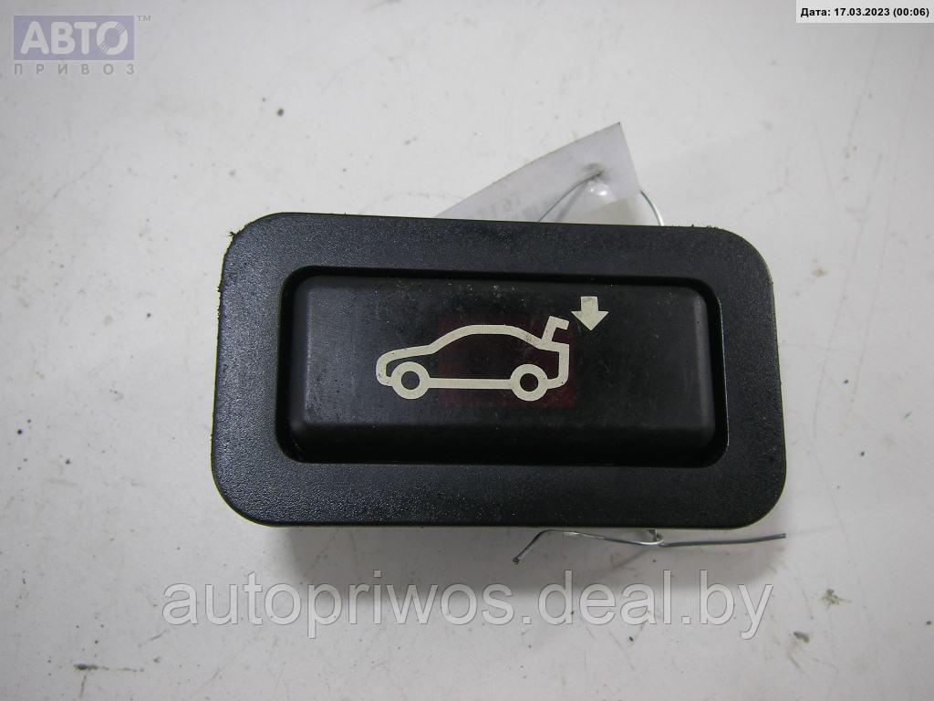 Кнопка открывания багажника BMW 7 E65/E66 (2001-2008) - фото 1 - id-p202656470