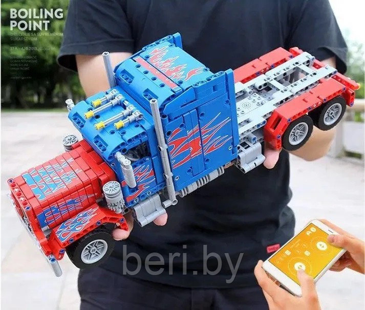 15001 Конструктор MOULD KING грузовик Optimus Prime 839 деталей - фото 3 - id-p202826083