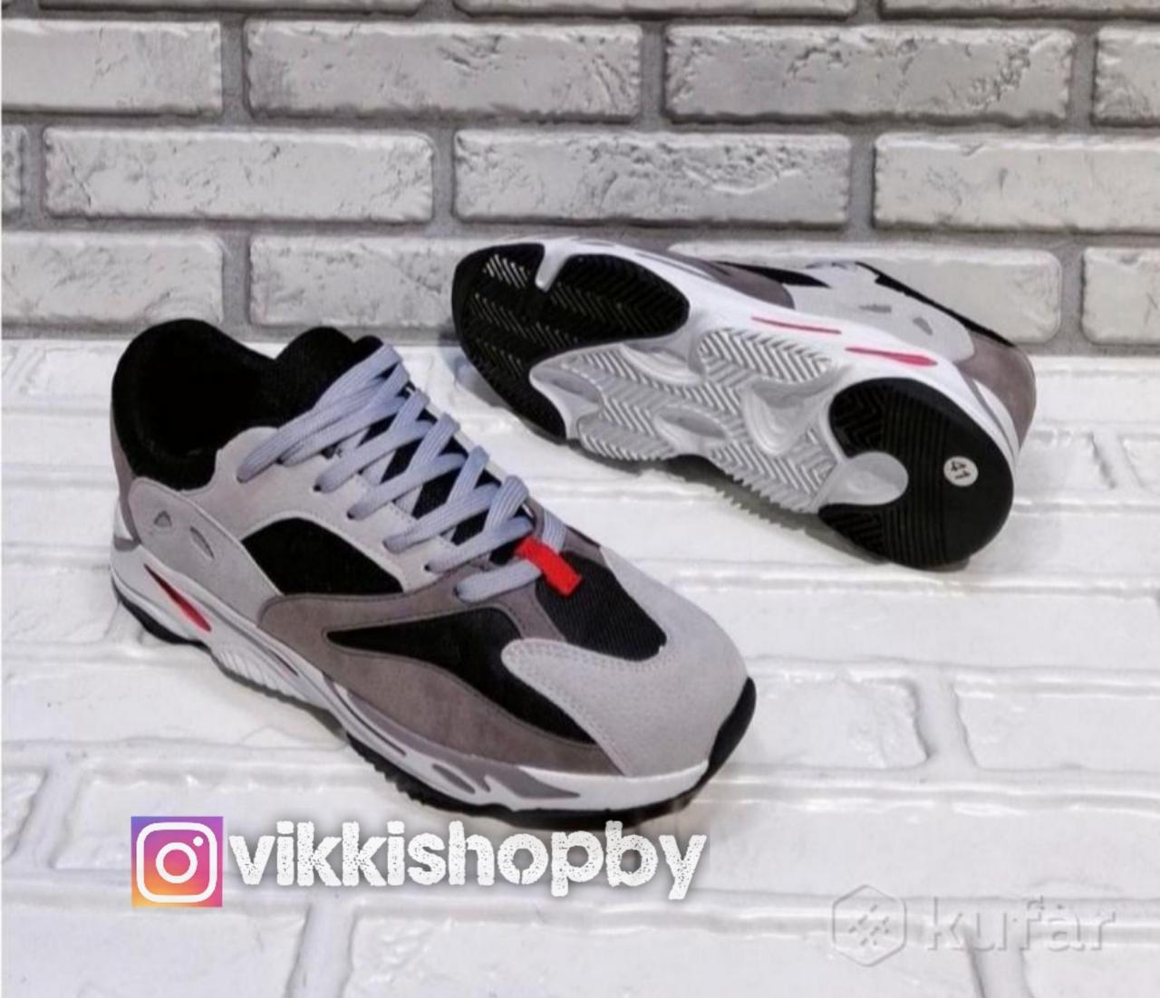 Кроссовки Adidas Yeezy Boost 700 - фото 1 - id-p149517048