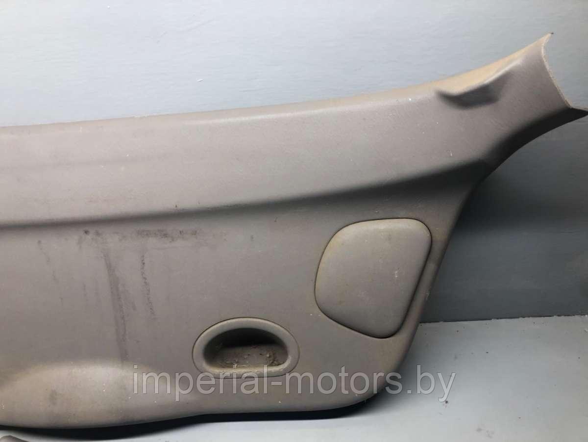 Обшивка крышки багажника Nissan Primera 11 - фото 3 - id-p203053525