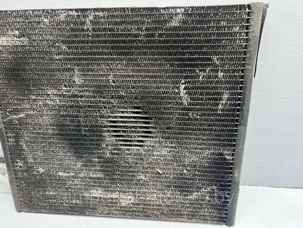 Радиатор кондиционера BMW 5 E39 - фото 6 - id-p203055819