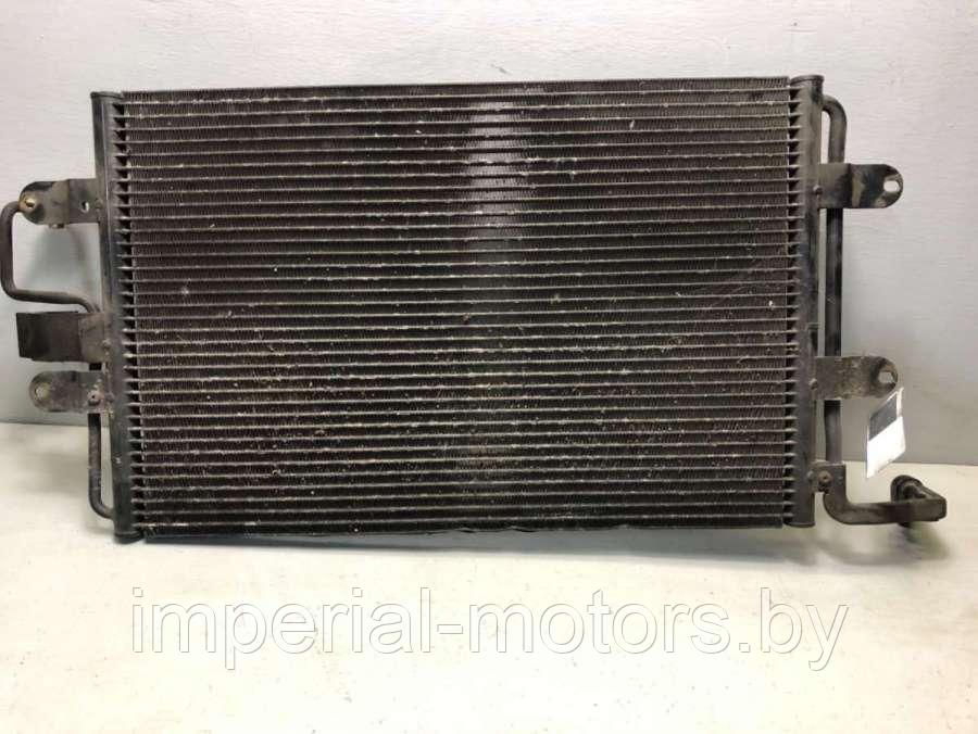 Радиатор кондиционера Volkswagen Golf 4 - фото 4 - id-p203052946
