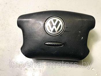 Подушка безопасности Volkswagen Golf 4