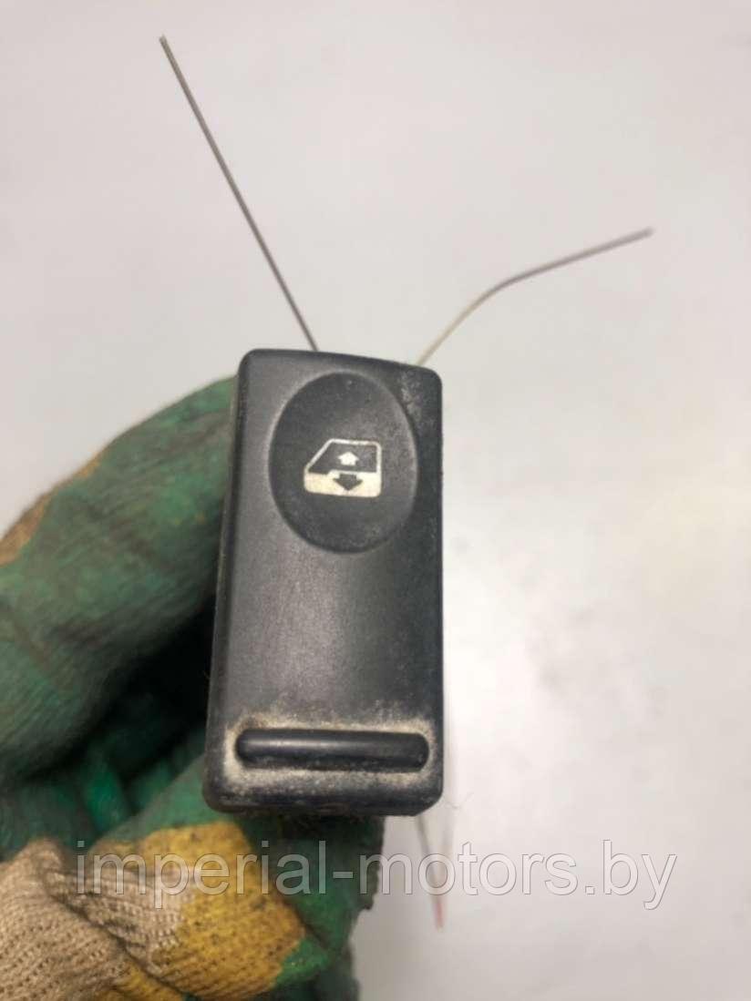 Кнопка стеклоподъемника переднего левого Opel Movano 1 - фото 1 - id-p203055977
