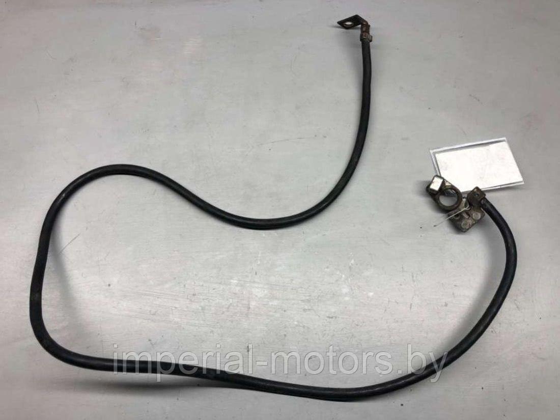 Плюсовой провод аккумулятора Volkswagen Golf 3 - фото 1 - id-p203059275