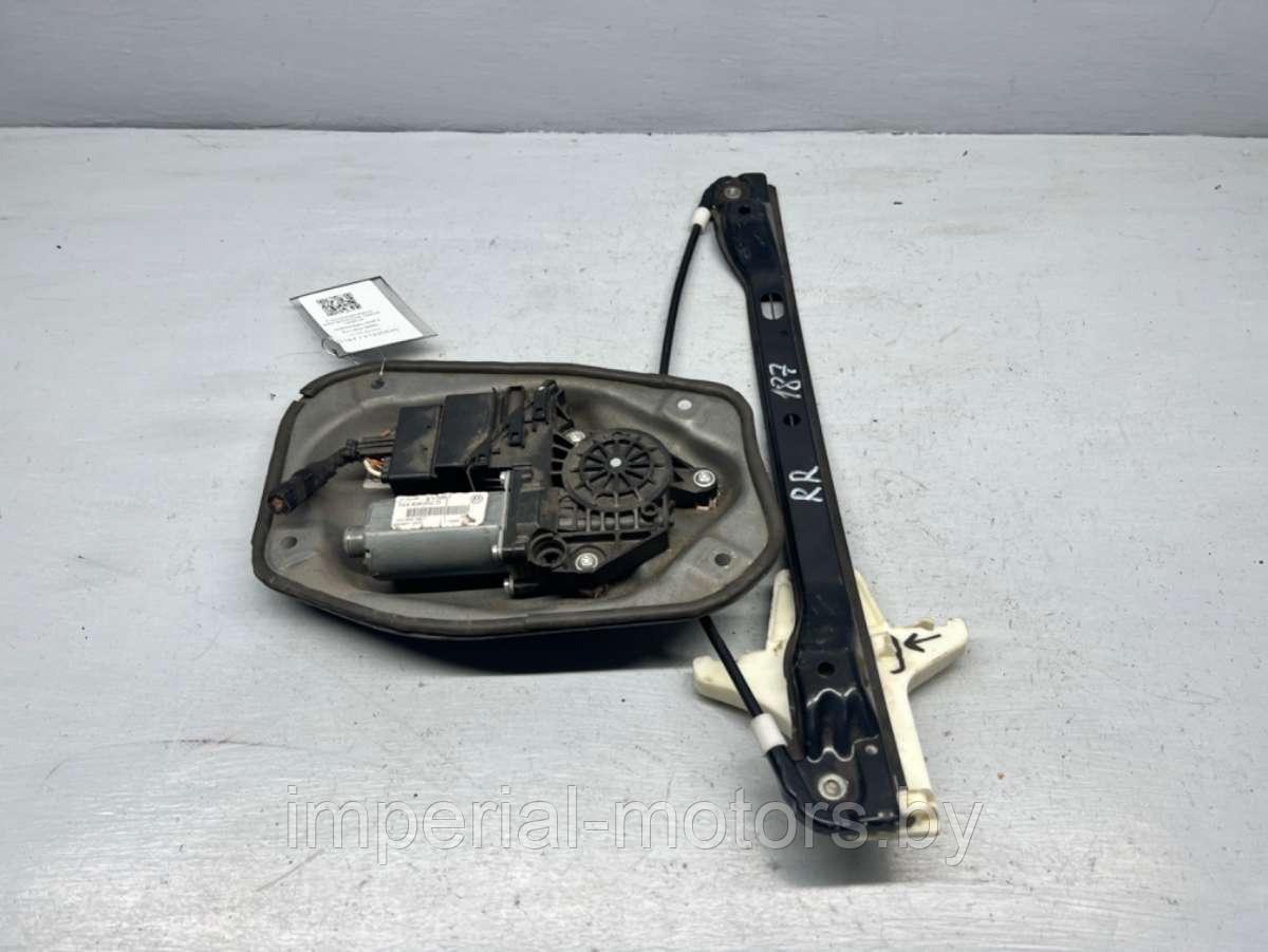 Стеклоподъемник электрический задний правый Volkswagen Golf 5 - фото 1 - id-p203060446