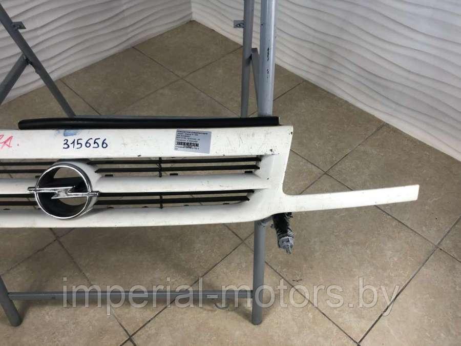 Решетка радиатора Opel Astra F - фото 3 - id-p203061745