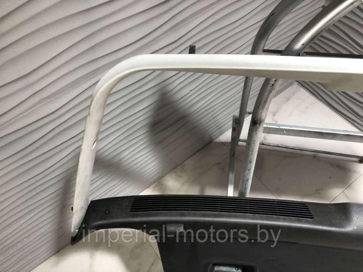 Обшивка крышки багажника Volkswagen Golf 4 - фото 5 - id-p203054488