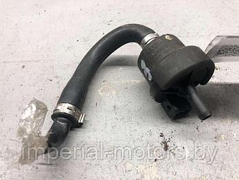 Клапан вентиляции картерных газов Volkswagen Passat B5