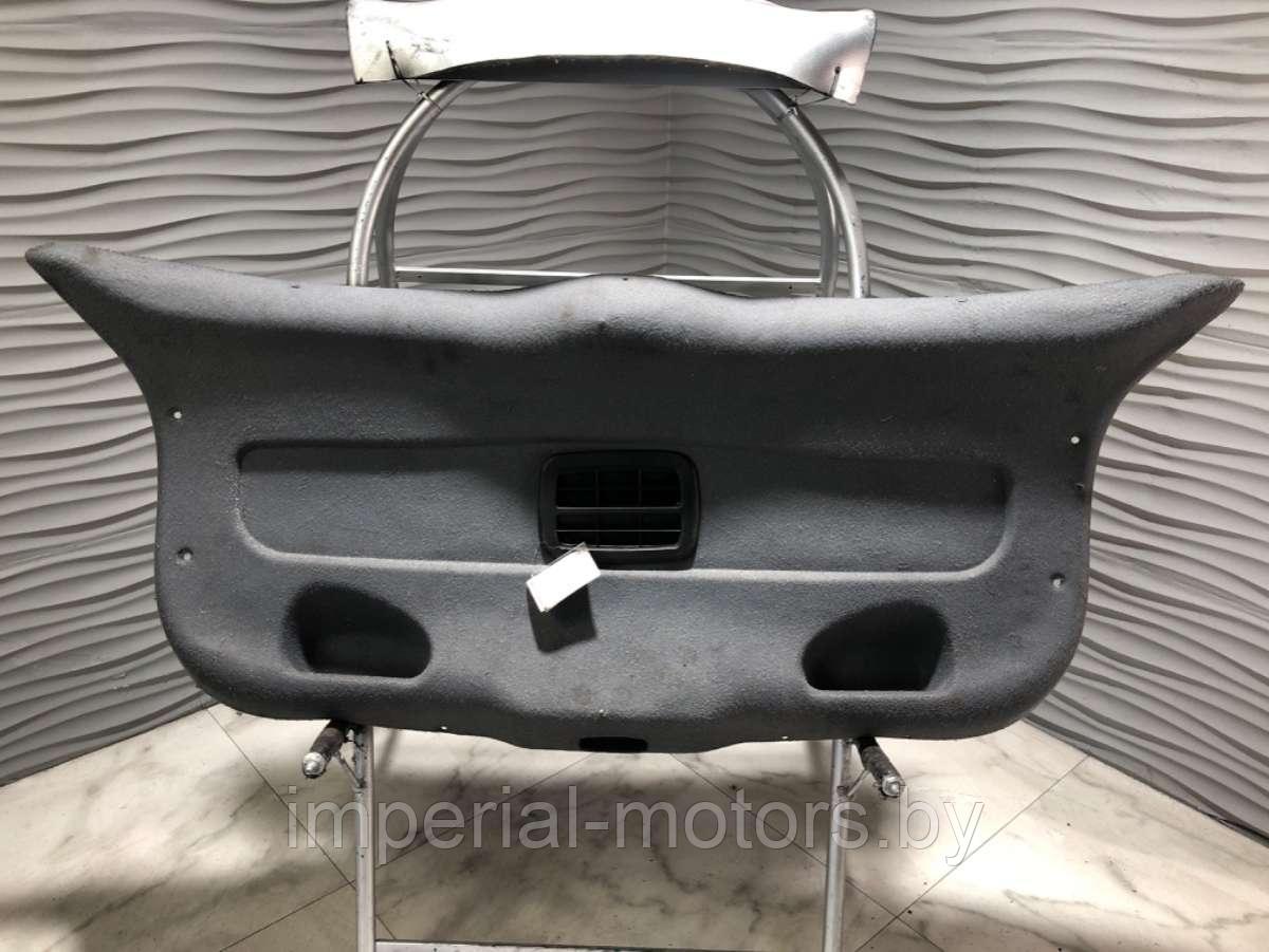 Обшивка крышки багажника Citroen Xsara Picasso - фото 1 - id-p203053833
