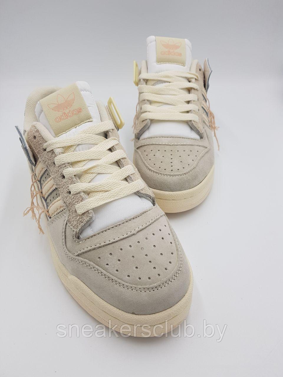 Кроссовки Adidas мужские Forum Low / бежевые - фото 6 - id-p202307886