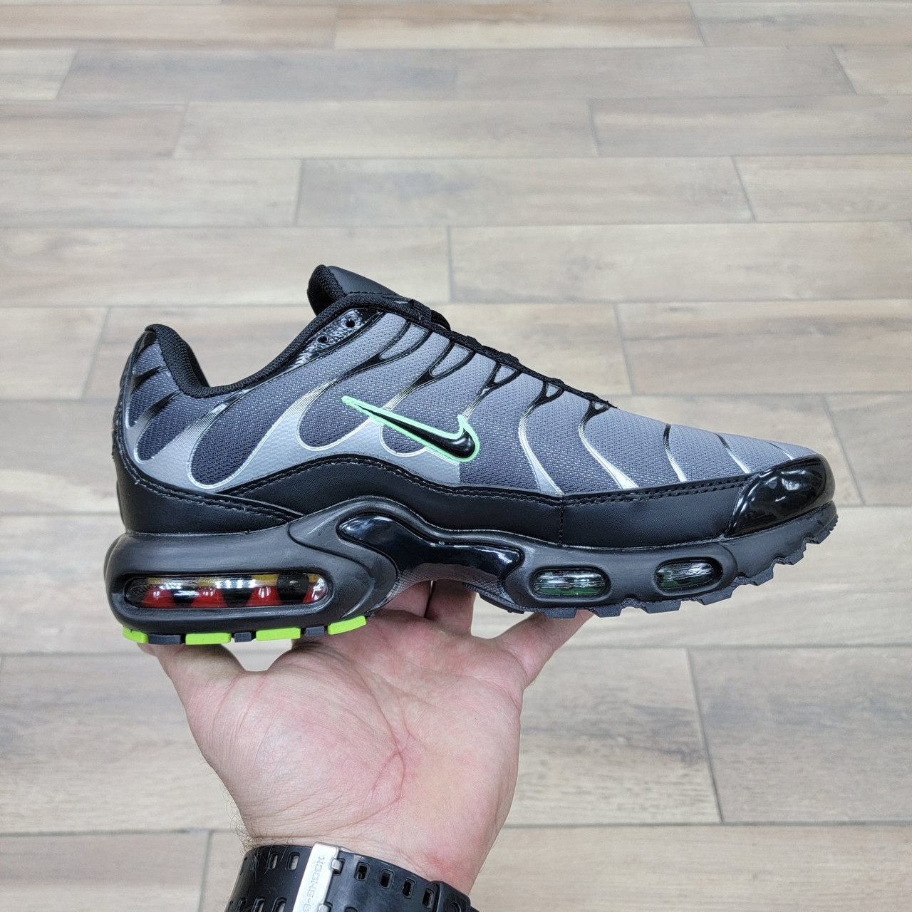 Кроссовки Nike Air Max Plus Tn Gray Green Black - фото 2 - id-p203162928