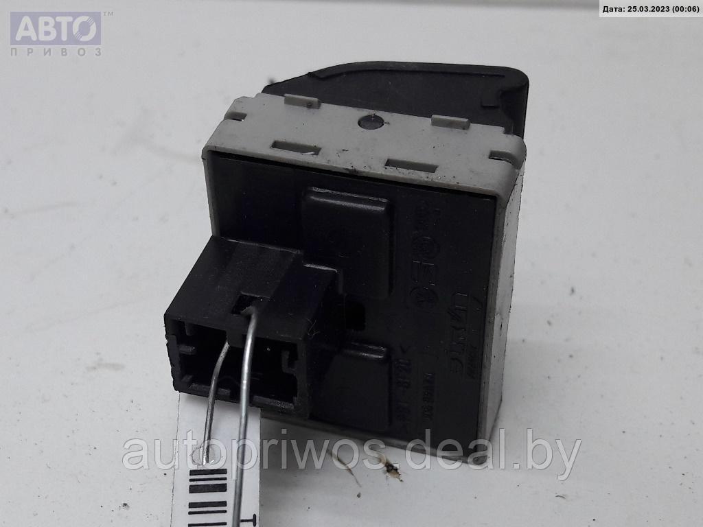 Кнопка стеклоподъемника переднего левого Volkswagen Fox - фото 2 - id-p201425413